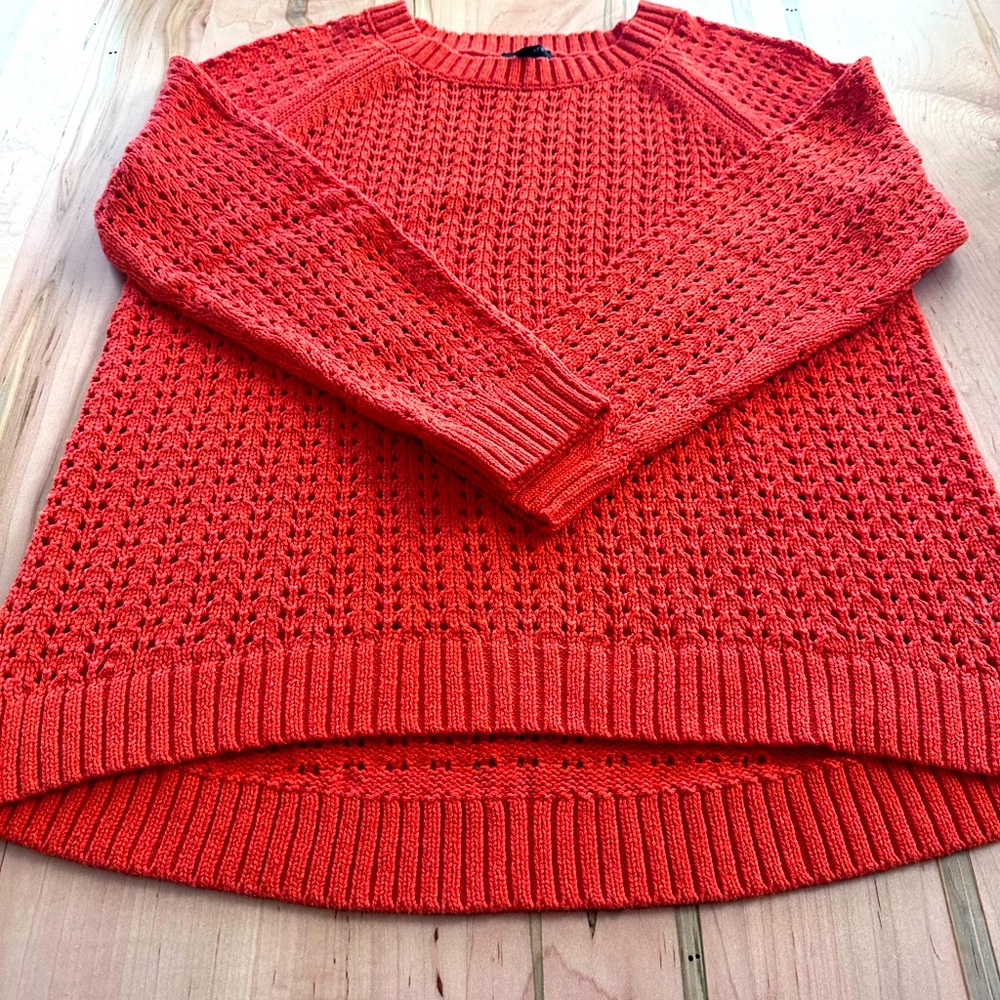 Talbots medium petite 100% cotton sweater. Beautiful fall orange color